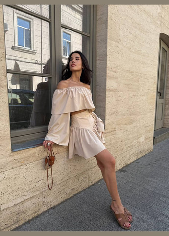 Бежевий літній жіночий комплект з топом та спідницею Avanti