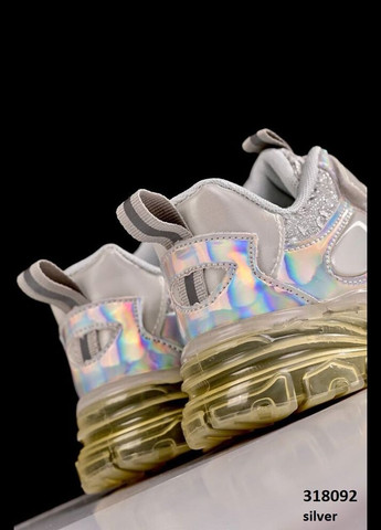 Серебристые демисезонные детские кроссовки для девочки Modern Style