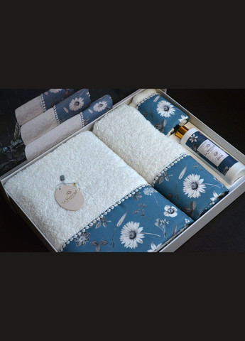 Подарунковий набір рушників, 3 шт. з ароматом Elanor La Maison квітковий білий