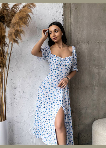 Белое платье-миди с разрезом на ноге в цветочном принте No Brand с цветочным принтом