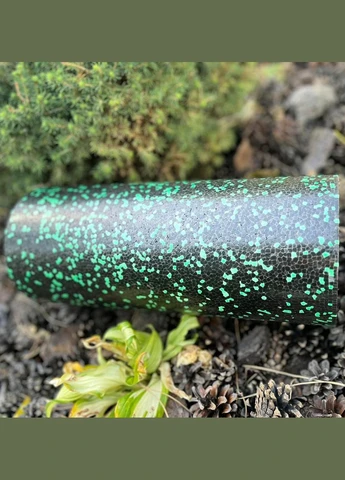 Масажний ролик (роллер) гладкий PP-4348 2 in 1 EPP Foam Roller Чорно/Зелений (33x14см.) PowerPlay (345714959)