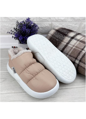 Бежевые капцi жiночi теплi з задником е-0010953-8 бежевi Jomix