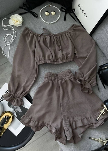 Вишуканий легкий літній костюм двійка з рюшами: топ + шорти Allthings (344448319)