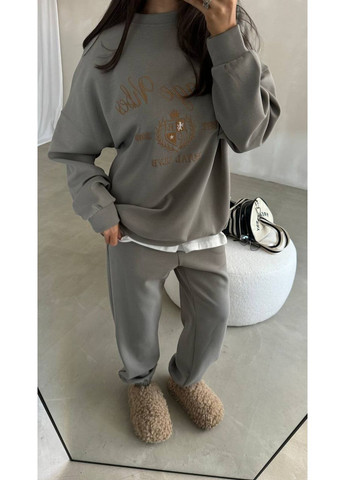 Комфортний спортивний костюм з принтом No Brand (364961415)