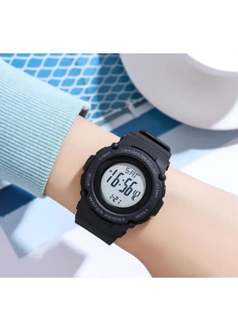 Спортивний наручний годинник 1957 (Чорний з білим циферблатом) Skmei (314483578)