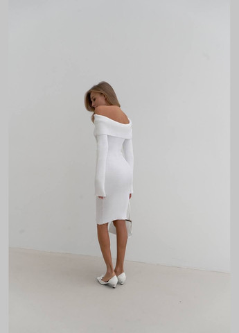 Белое праздничный, повседневный, кэжуал миди платье в рубчик с отворотом и открытыми плечами силуэтная Україна однотонное