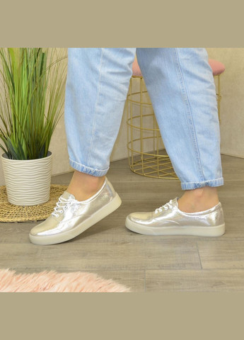 Цветные кеды женские кожаные на шнуровке. 38 размер Vasha para