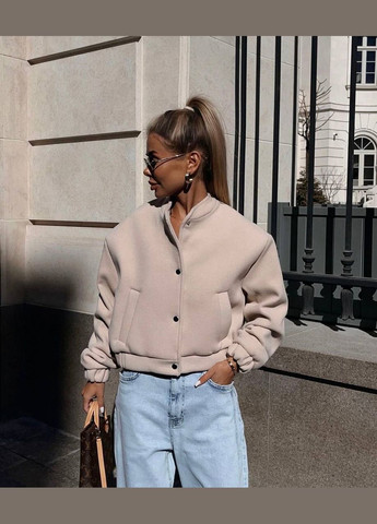 Бежевая демисезонная куртка N.Family