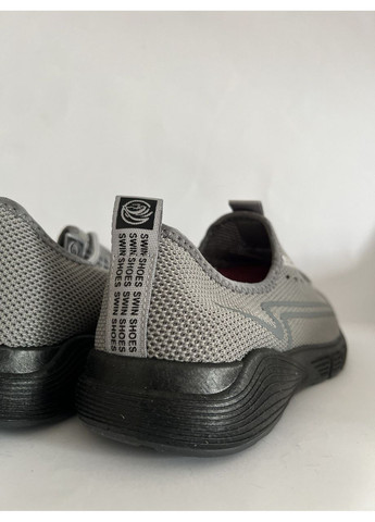 Сірі Літні кросівки чоловічи весна/літо No Brand