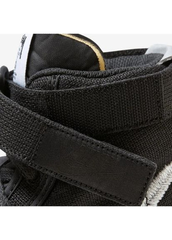 Черные демисезонные кроссовки Nike