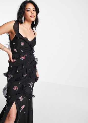 Черное платье макси с открытой спиной и отделкой Asos