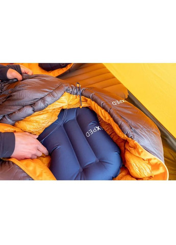 Подушка Versa Pillow M Синій Exped (334347506)