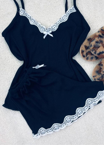 Черная всесезон пижама двойка: майка на тонких бретельках и шортах майка + шорты Allthings