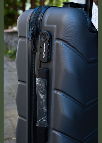 Валіза пластикова ручна поклажа S коричневий Wings 148 (322580800)