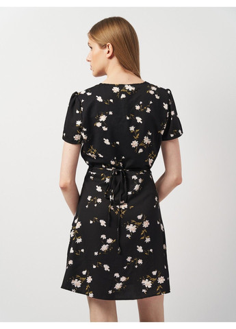 Черное кэжуал платье Missguided с цветочным принтом