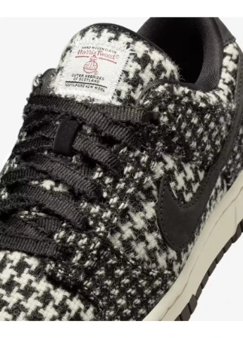 Кроссовки W DUNK LOW Nike чёрно-белые демисезоны (390371761)