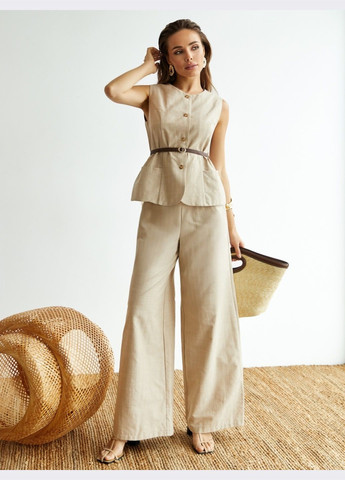 брючный костюм бежевого цвета с жилетом Dressa (330528395)