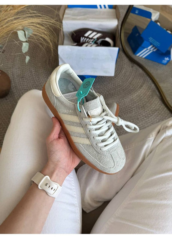 Сірі всесезонні кросівки adidas spezial wonder silver 39 No Brand