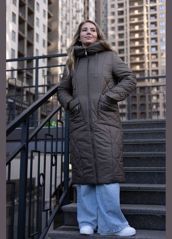 Оливковое зимнее Женское зимнее длинное пальто больших размеров 502852 Delfy