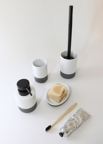 Диспенсер для рідкого мила "Stockholm" 360 мл MVM (322931559)