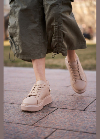 Бежеві осінні кросівки жіночі No Brand