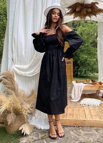 Черное повседневный женское льняное платье меди с рукавами фонариками с открытыми плечами Tik-Tak однотонное