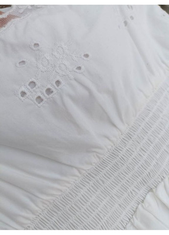 Белое поплиновое платье с вышивкой Zara