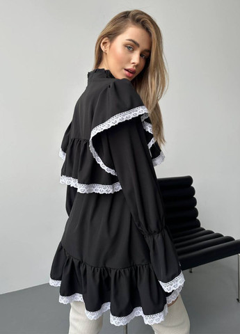 Черное кэжуал элегантное мини платье с поясом, воротником аскот и украшенное кружевом с воланами Tik-Tak однотонное