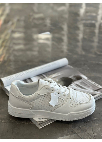 Белые всесезон кожаные перфорированные кроссовки adwn410 Stilli