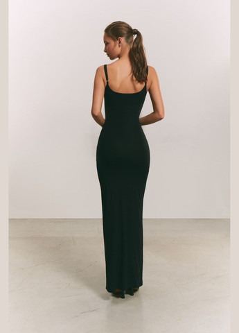 Чорна сукня приталена максі base 621 Papaya