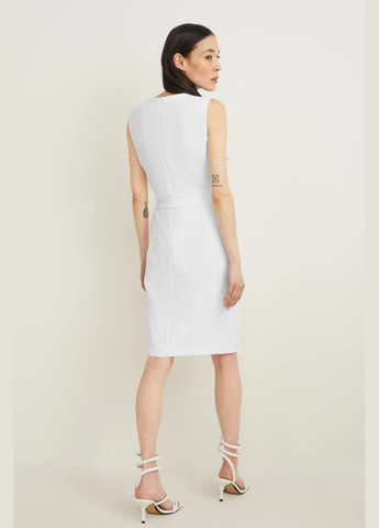 Белое кэжуал платье с поясом C&A однотонное