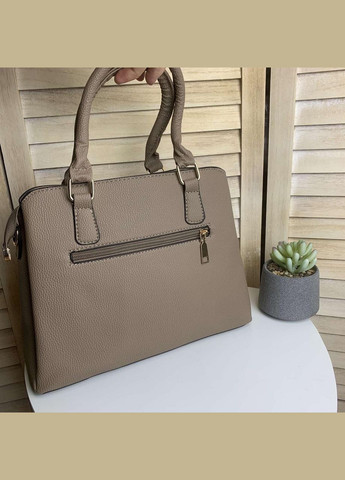 Классическая женская сумка через плечо с брелком эко кожа повседневная No Brand (298997876)