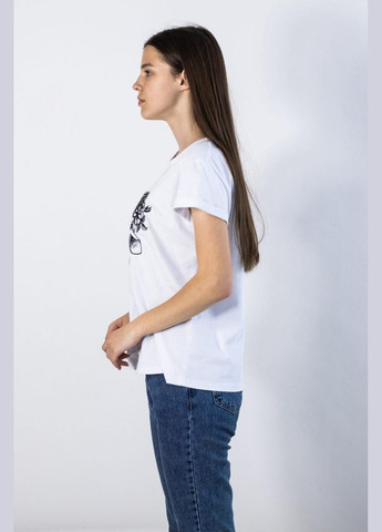 Біла всесезон футболка жіноча з вишивкою жираф з вінком біла mkмф70152-2 Modna KAZKA