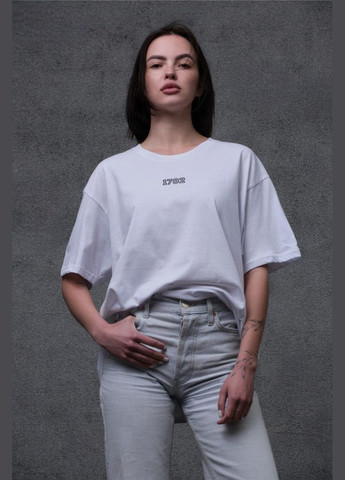 Біла оверсайз футболка without з принтом senna white No Brand