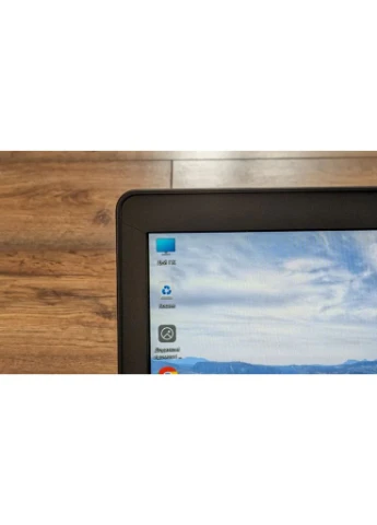 Ігровий ноутбук Б-клас Latitude E5570 / 15.6" (1920x1080) IPS / Intel Core i7-6820HQ (4 (8) ядра по 2.7 - 3.6 GHz) / 8 GB DDR4 Dell (398138629)