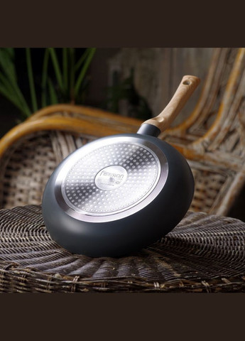 Сковорода без крышки Lana 28 см 14495 Fissman (316518164)