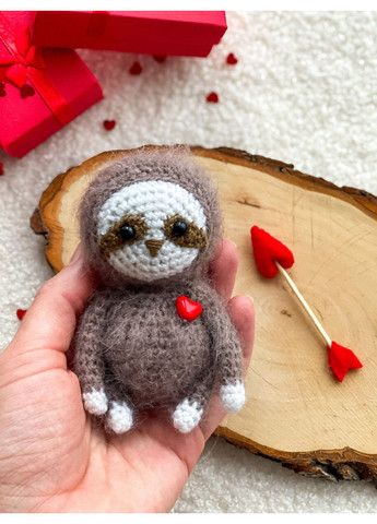 Ленивец, вязаная игрушка амигуруми ленивец, игрушка ручной работы, амигуруми для влюбленных No Brand (352474139)