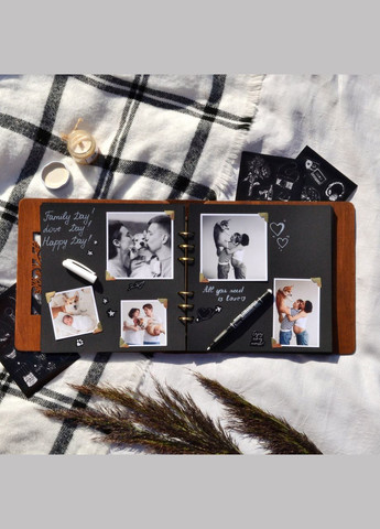 Крафтбук "ДЕРЕВО" 23x23 с черной обложкой и черными страницами Your Magnets (336954894)