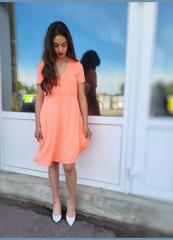 Помаранчева повсякденний сукня жіноча легка однотонна шифонова з пишною спідницею NA-KD