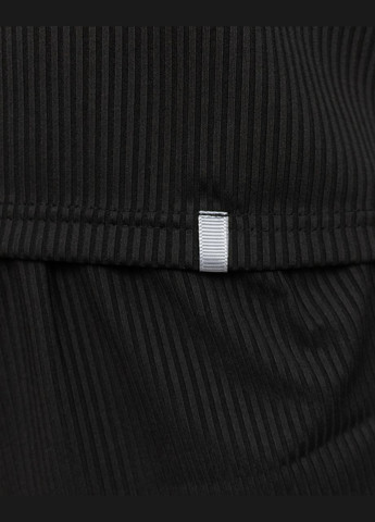 Черная всесезон пижама женская костюм из рубчика футболка и шорты черный Maybel