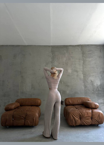 Нежный кэжуал костюм в рубчик Vakko (301768148)