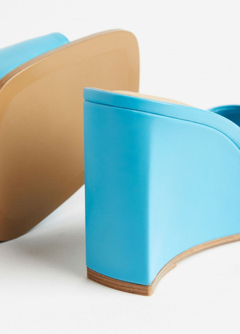 Бирюзовые мюли H&M