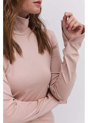 Женский лонгслив молочный с воротником-стойкой на пуговицах сзади Arjen (364967485)