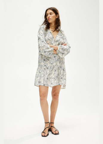 Комбинированное короткое платье свободного кроя - м H&M с цветочным принтом