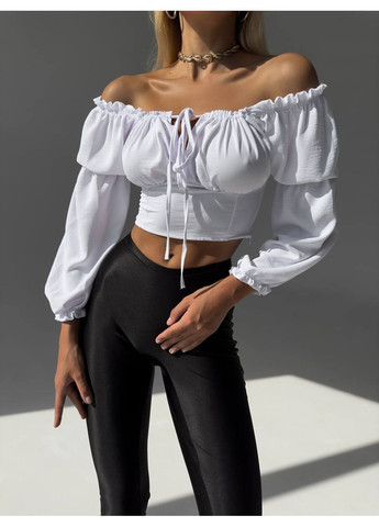 Белая женская блузка с открытыми плечами Україна