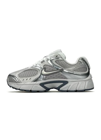 Кросівки жіночі Nike V5 RNR Light Grey Metallic світло-сірі демісезони (381020193)