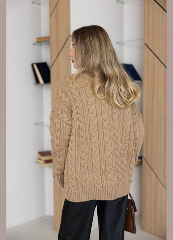 Світло-коричневий демісезонний светр джемпер Larionoff