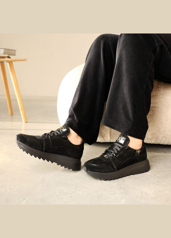 Чорні кросівки жіночі Fashion