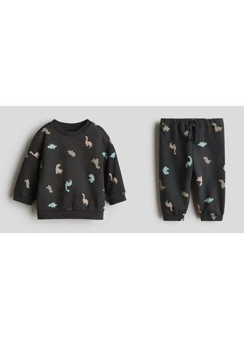 Черный демисезонный костюм H&M