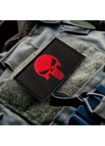 Шеврон із липучкою Череп Каратель Punisher червоний на чорному 5х8 см вишитий патч нашивка IDEIA (386250760)